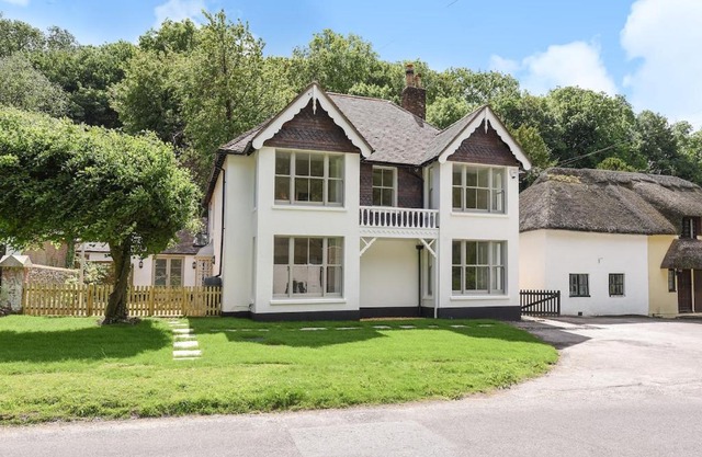 Luxury Large Five Bedroom Family House Sleeps 10