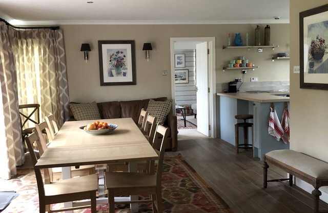 Luxury, light & sunny, coastal house in centre of Newport, Pembrokeshire