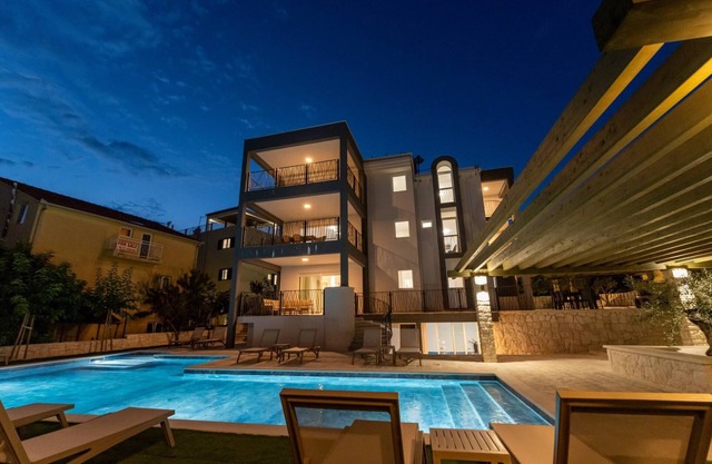 Luxury Living at Horizon Retreat