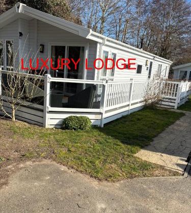 Luxury lodge T11