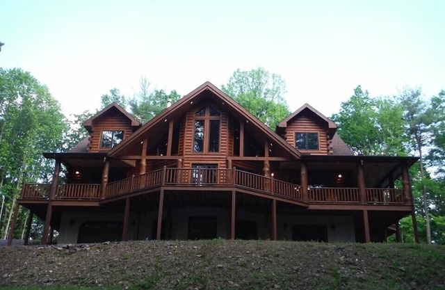 Log Home / Chalet sur une propriété boisée privée de 25 acres - à quelques minutes du lac Raystown