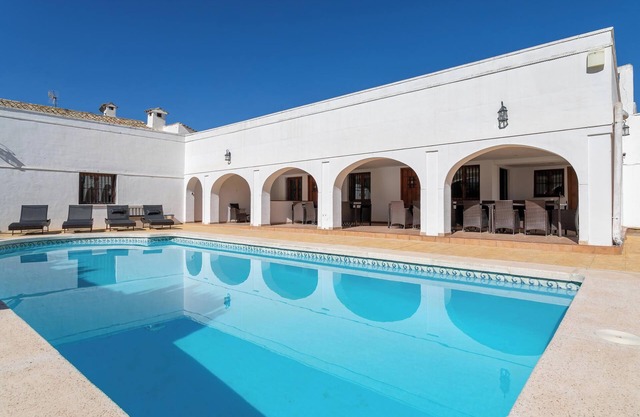 Maison de luxe "Casa Solariega" avec piscine partagée, jardin, terrasse, climatisation et WiFi