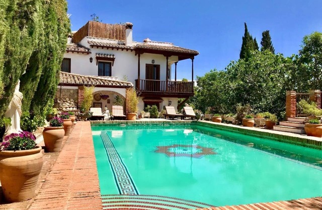 Manoir de luxe avec vue sur l'Alhambra et piscine