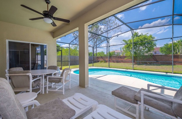 Luxury Meets Adventure: 2025 Florida Escapes!