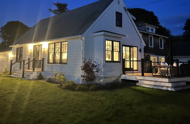 Luxury Misquamicut Experience at Our Newly Renovated 3BR+Office Home