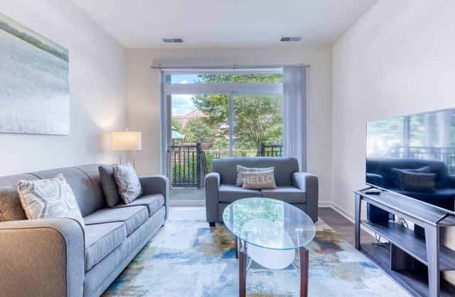 Luxury Modern Apt with Patio-ALH-12249