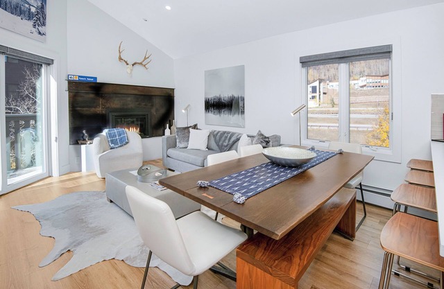 150 mètres de la télécabine, Condo au dernier étage à Lionshead Vail | Westwind 408
