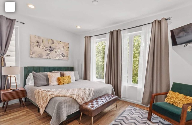 Luxury Modern, Down Town Retreat, Pet Friendly