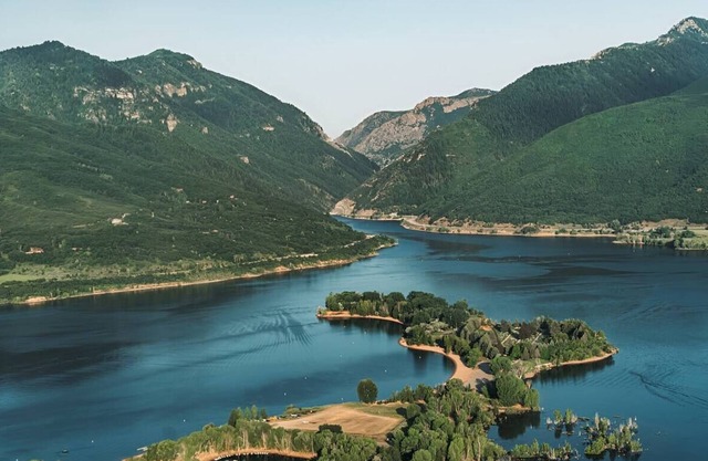 Luxury Modern Nordic Haus - 3 Ski Resorts, Golf, Boating, Mountain Biking