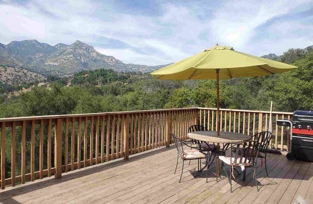 Luxe vue sur la montagne propriété - toute nouvelle terrasse extérieure avec vue imprenable.