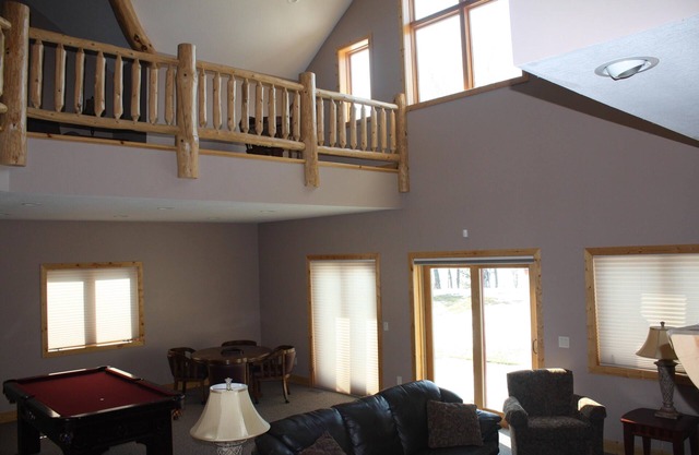 Luxe et beauté naturelle sur Cross Lake, Sundance Ridge