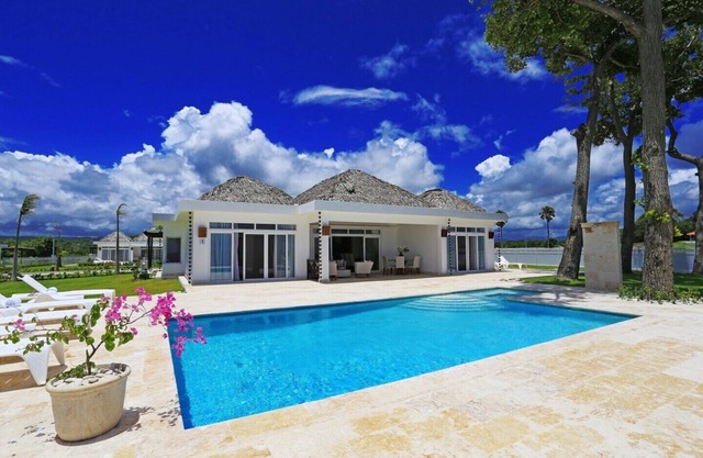 Villa de luxe bord de l'océan 4 chambres No3