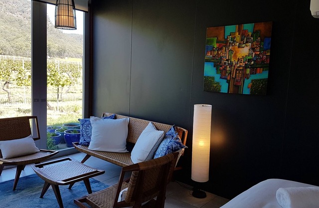 Appartement 1 chambre de luxe situé au milieu des vignes