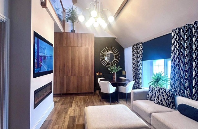 Luxury Penarth Loft - Near Cardiff; Great for Entertainment and Sporting Events