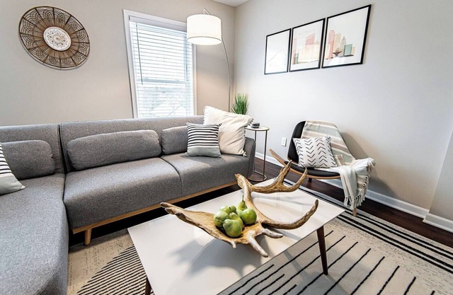 Luxury Penthouse, Best Location, Free Parking