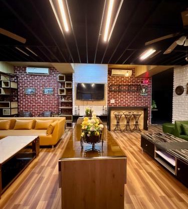 Luxury Penthouse with Ganga View