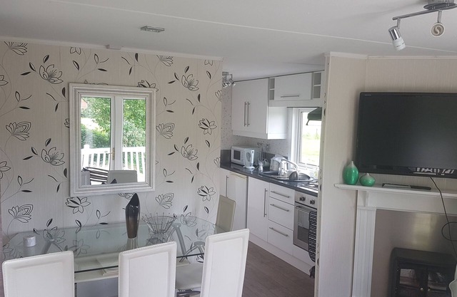 Luxury Pine Wood Lodge, situé dans la magnifique campagne du Dorset, attractions nr