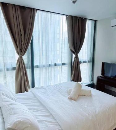 Luxury Place to stay in BGC