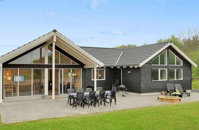 Maison de vacances pour 18 a Tranekær