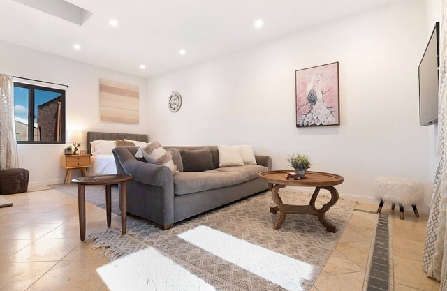 LUXURY PRIME Beverly Hills UPPER privet unit