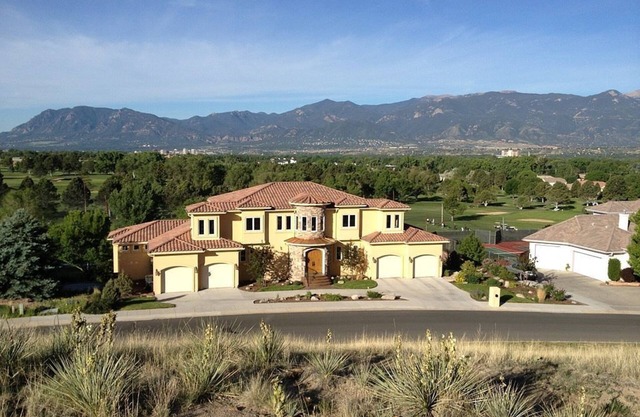 Luxury property, perfect for high-end USAFA guests