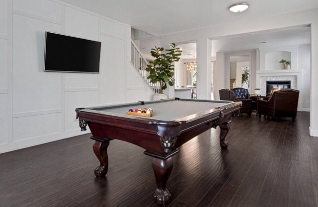 Luxury Vegas Retreat III
