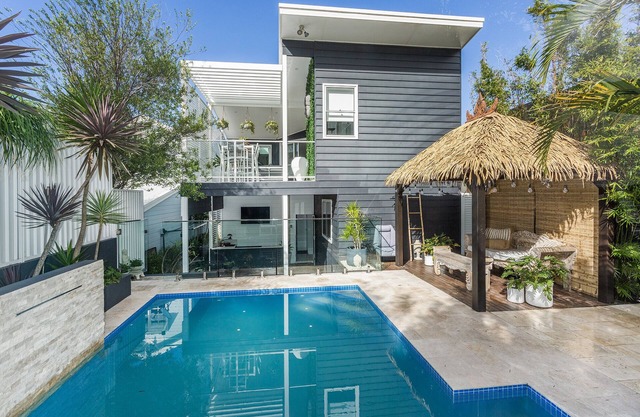 Luxury Retreat in Scarborough