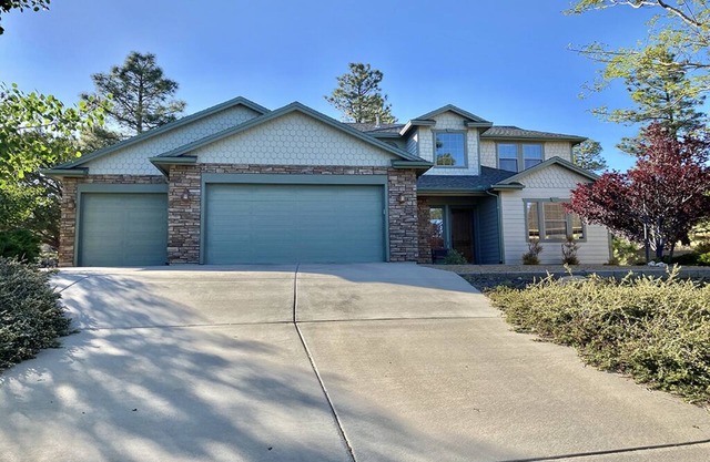 Luxury Retreat in the Pines of Prescott