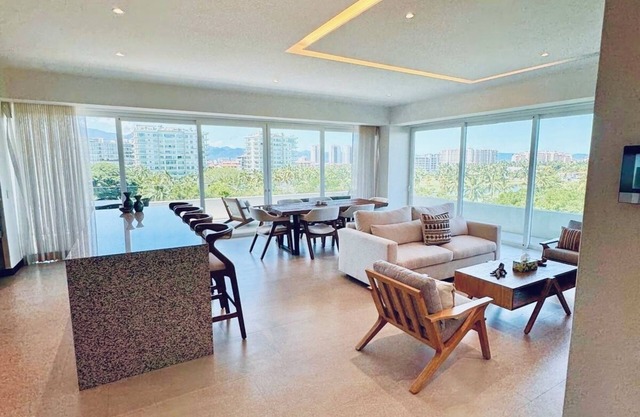 Luxury Retreat, VGolf. Marina Vallarta.