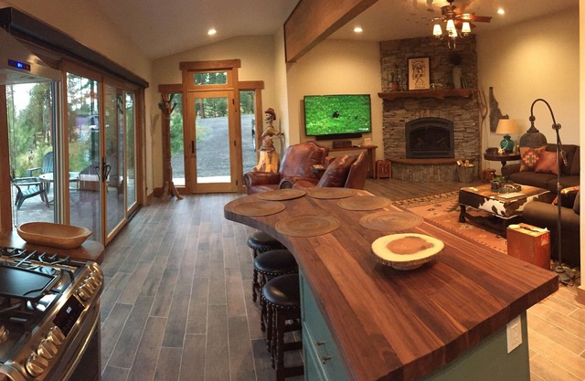 Retraite de luxe sur 13 Secluded Acres Avec Spa juste à l'extérieur McCall