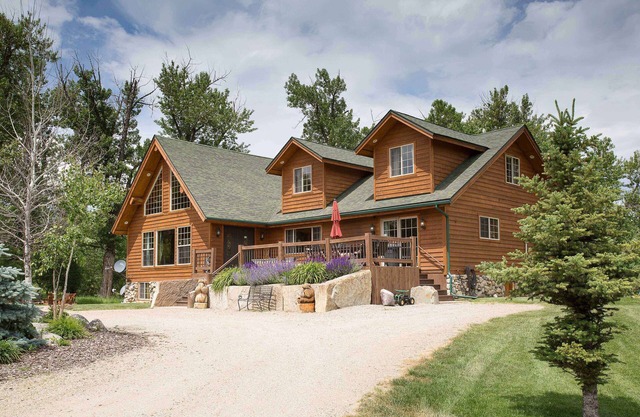 Luxury Riverfront Lodge Avec Beartooth Mountain Views - Ski à Red Lodge