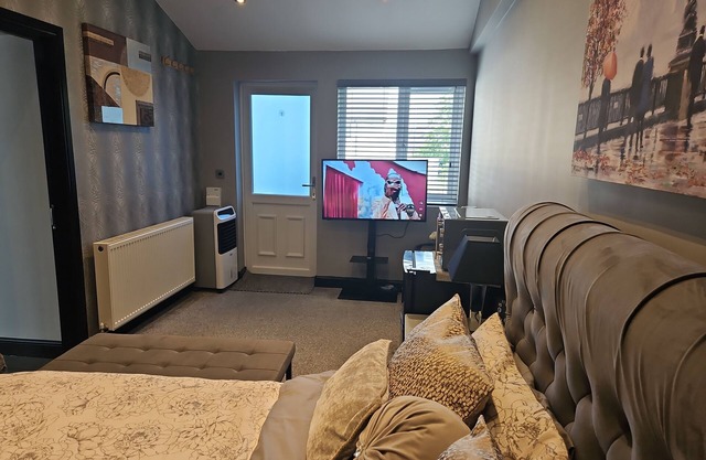 Luxury Room In Dudley