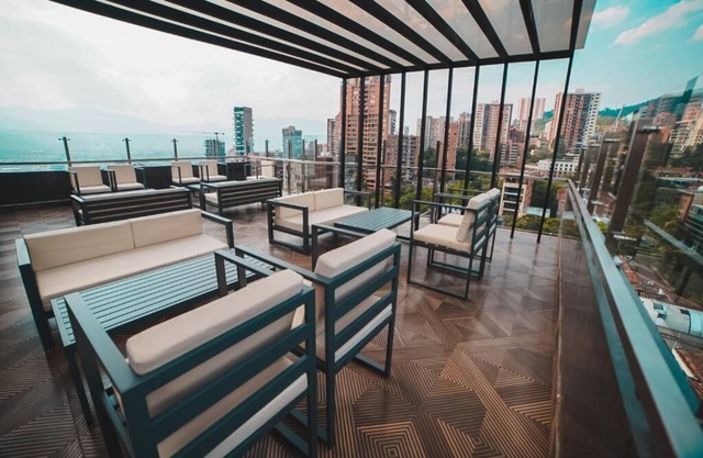 Chambre de luxe avec jacuzzi et vue imprenable