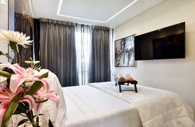 Chambre de luxe avec fenêtre