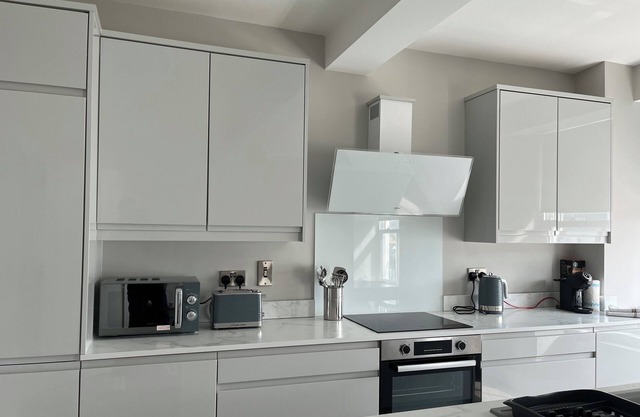 Luxury Seaview Apartment Aurora House