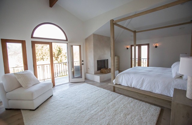Luxury Secluded Oceanview Estate w/ Private pool & Pickle Ball Court!