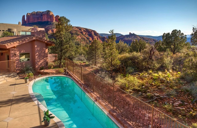 Luxury Sedona Villa - Pool, Gym, and Theater!!