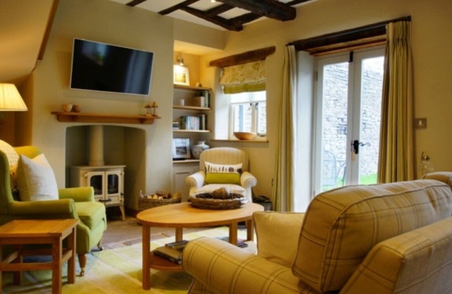 CHALET DE LUXE AUTONOME. LE BOTHY.