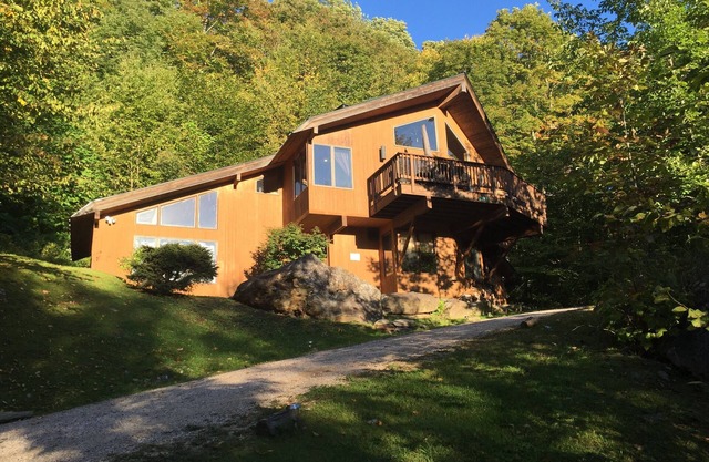 Belle maison de ski de luxe sur Killington Mtn, 3 lits avec salles de bains privatives, bain à remous