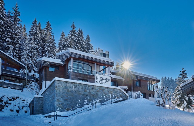 Appartement de standing skis aux pieds, 8 pers, cheminée aux Carroz d'Arâches