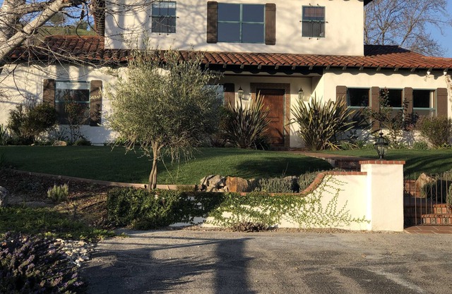 NOUVEAU! Incroyable Spring Creek Villa, caves, plages, privé, bain à remous, paix!