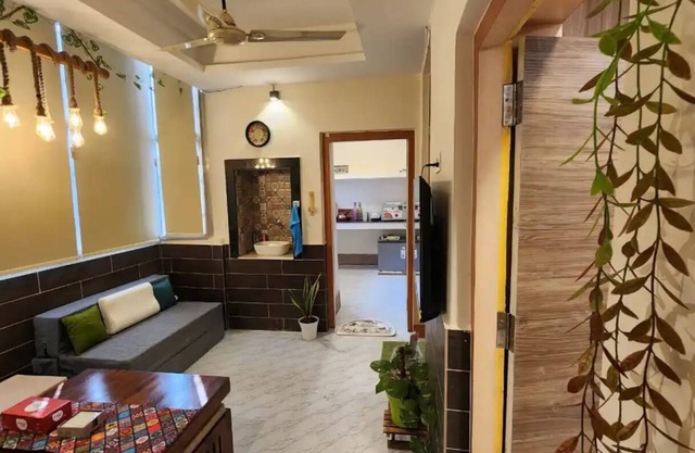 Luxury Stay in heart of Banaras!