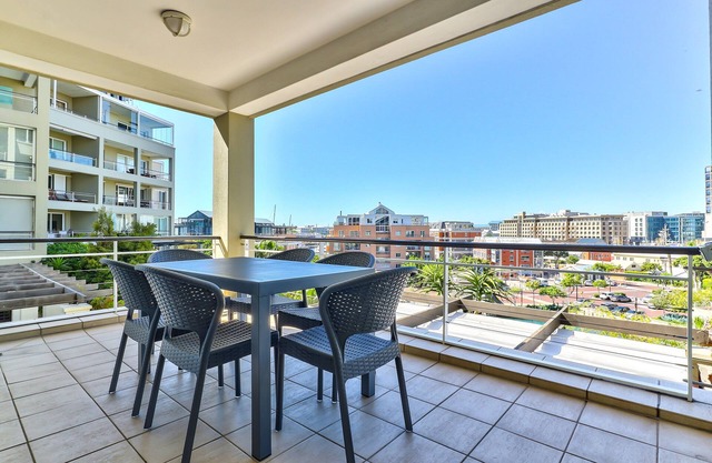 Appartement de luxe à trois chambres - entièrement meublé et équipé