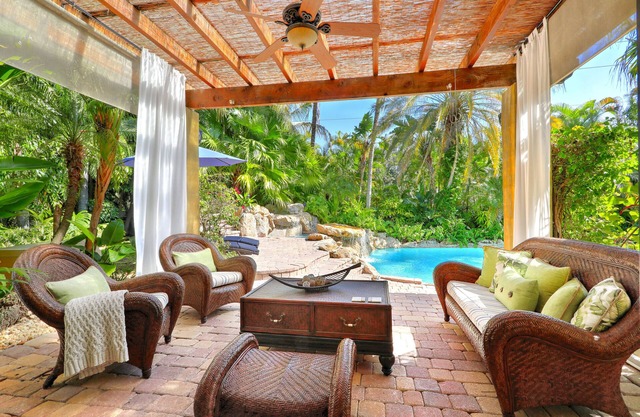 Miami Boat Show cette semaine! Meilleures vacances à la magnifique villa tropicale de luxe!