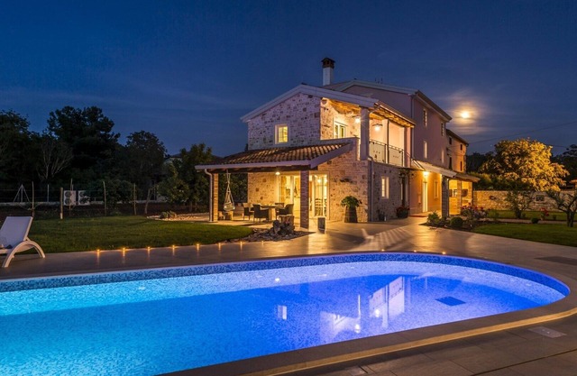 Villa de luxe Lemaliante avec piscine, sauna et bain à remous