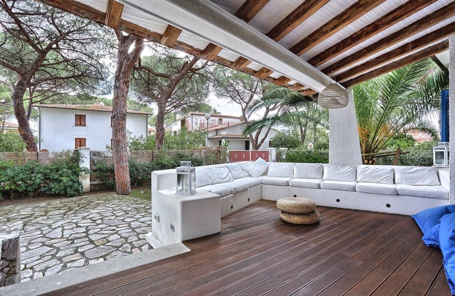 Luxury property by the sea - Villa Montecristo