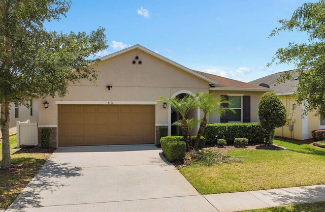 Luxury Villa/Private Pool +Spa/15 Min to Disney! Family-friendly and relaxing!