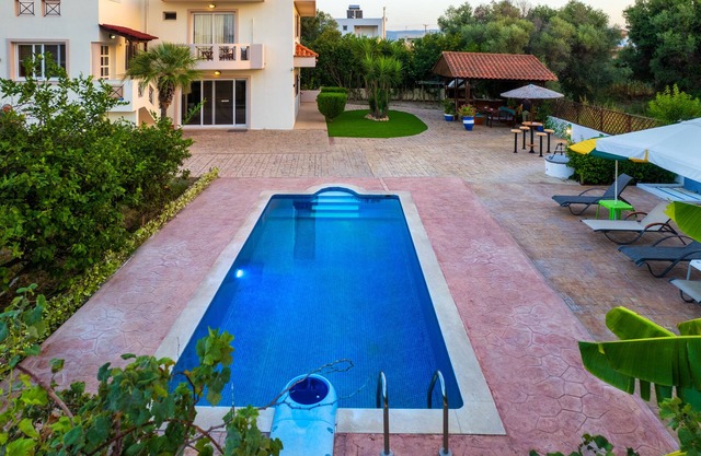 Villa de luxe Rea entièrement équipée avec piscine 4 ch 10 pers