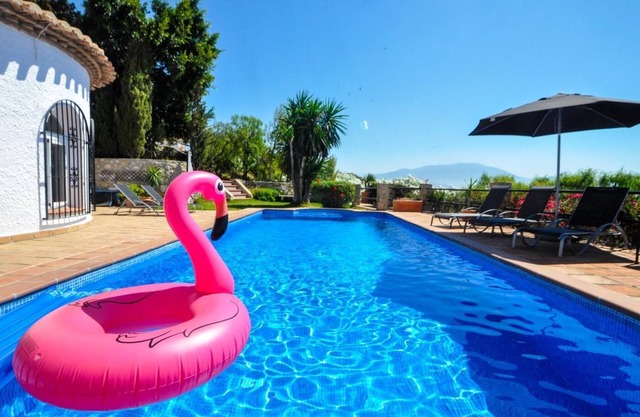 Villa de luxe,vues incroyables et piscine chauffée
