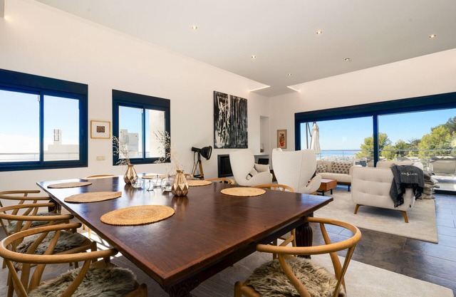 Villa de luxe avec une vue imprenable à Altos de Los Monteros, Marbella